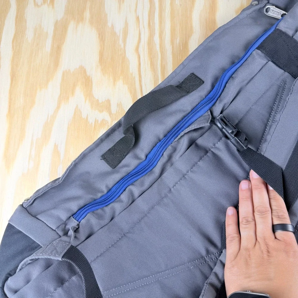 Gravis skateboard backpack